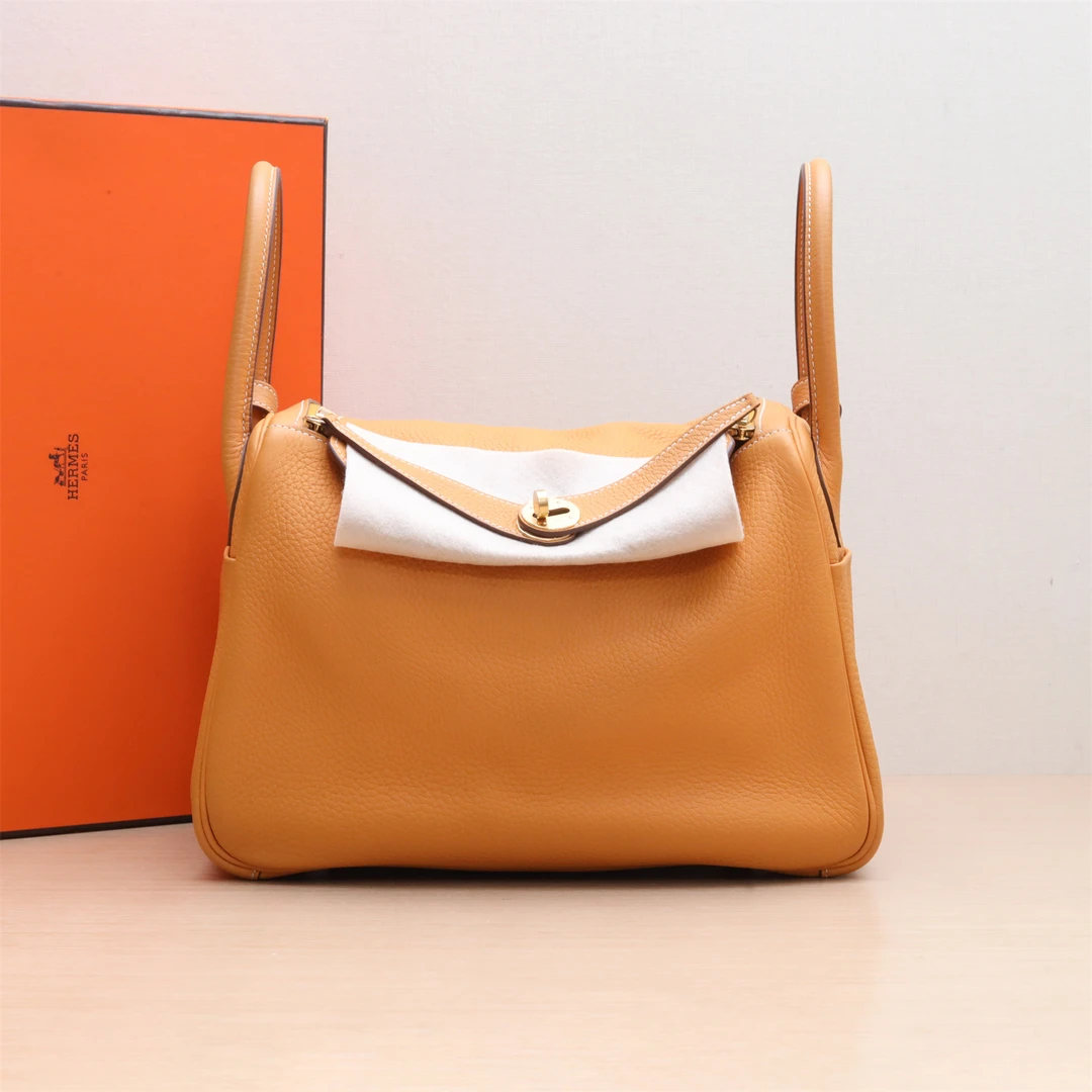 95新 Hermes/爱马仕 全款26499 定金黑黑 967594Lindy 30 单肩包