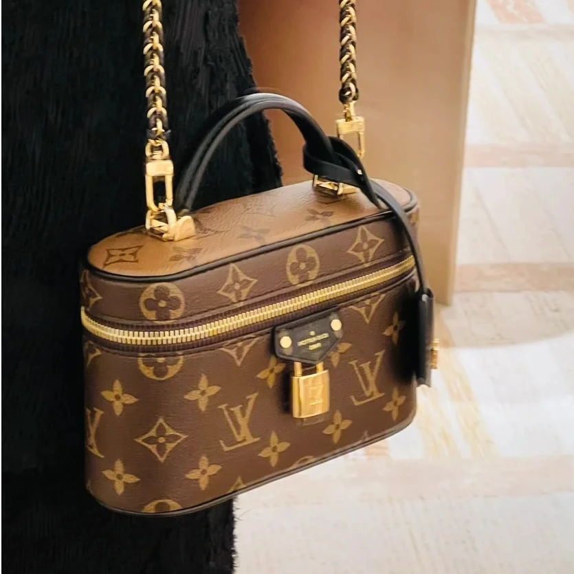 全新未使用 LouisVuitton/路易威登 小花攀攀化妆包 Chain Pouch