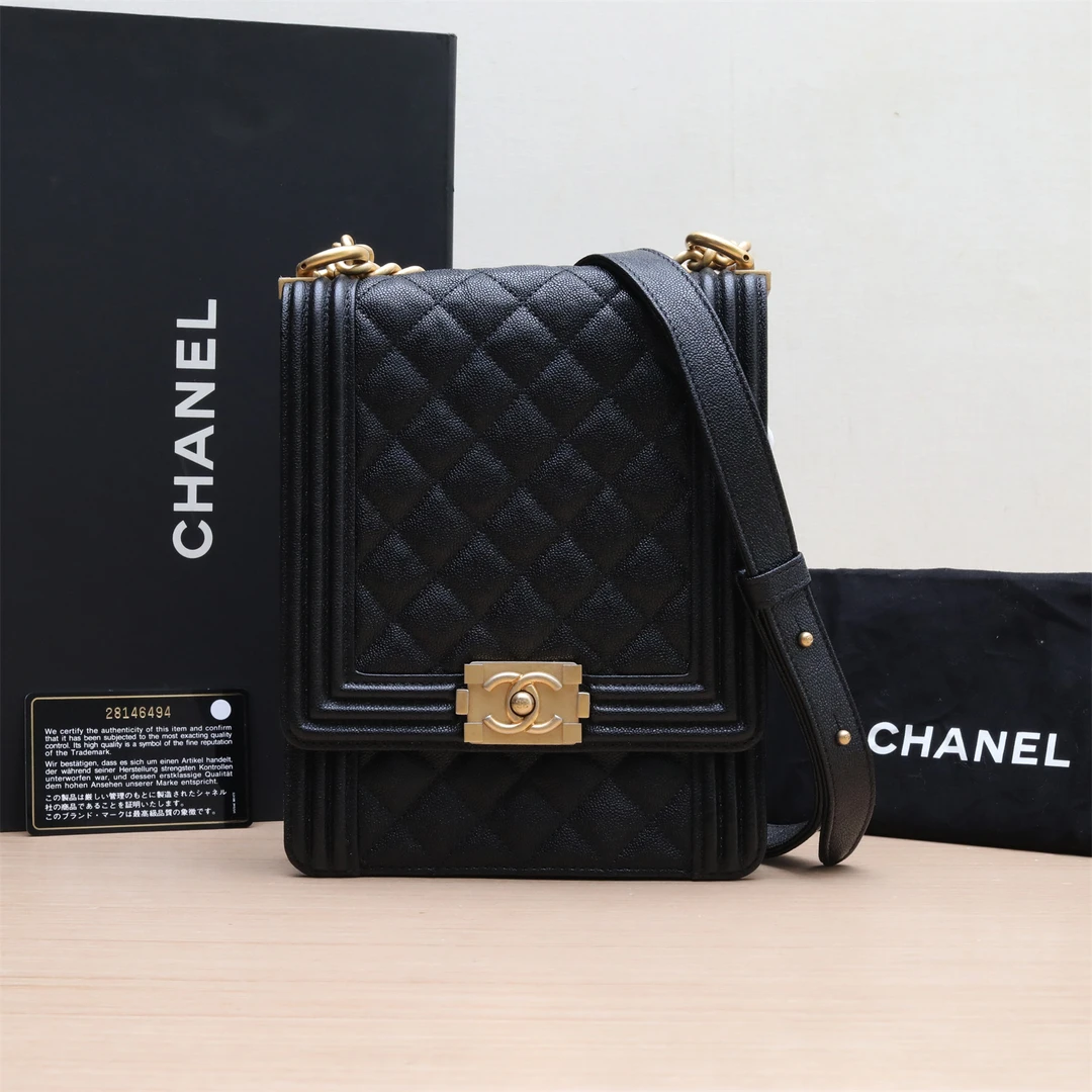 99新 Chanel/香奈儿 【33精选】930198Leboy 竖版 16cm