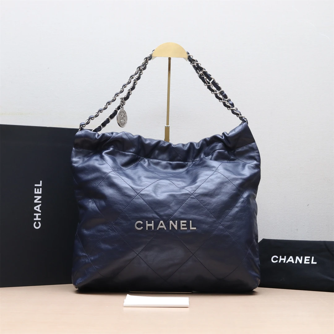 99新 Chanel/香奈儿 小花佳珊22Bag 中号 蓝色 芯片开 141841