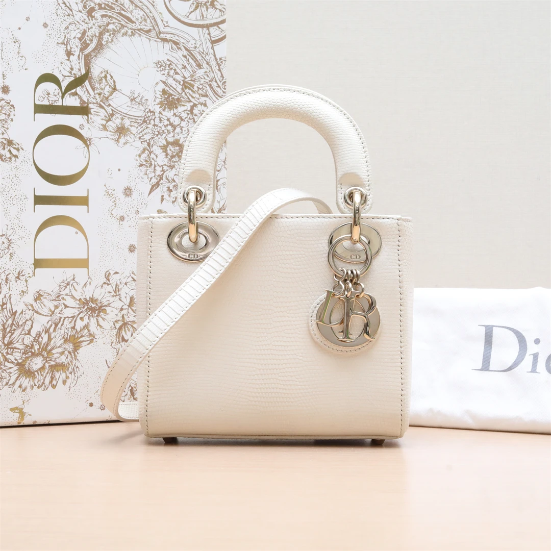 99新 DIOR/迪奥 小花6珊 Lady Dior 戴妃包 三格 皮肩带白色蜥蜥