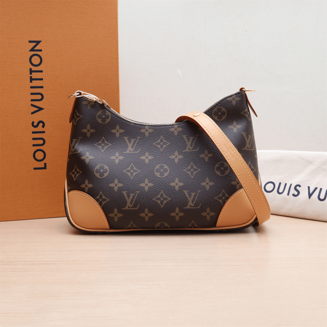 99新 LouisVuitton/路易威登 小花攀攀牛角包 可拆卸肩带 芯片