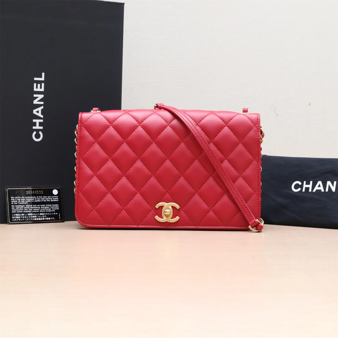 99新 Chanel/香奈儿 小花攀攀 风琴 口盖包 红色 皮革C 26开 金扣