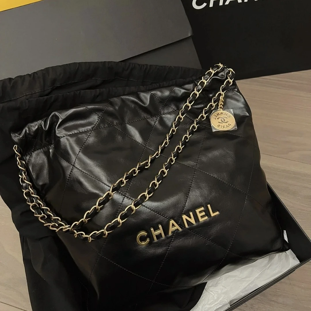 全新未使用 Chanel/香奈儿 小花6珊 22BAG 托特小号 黑色芯片金扣