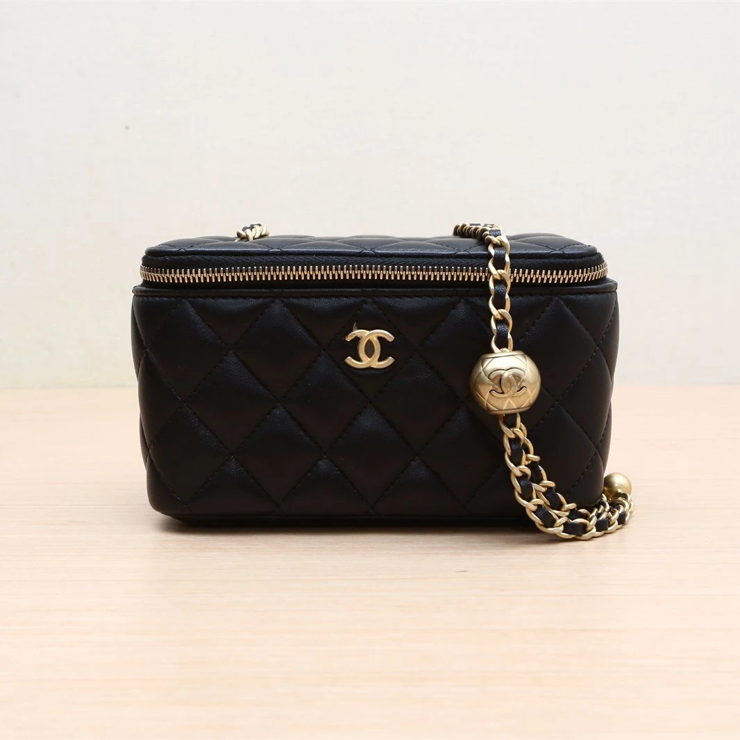 99新 Chanel/香奈儿 小花攀攀长盒子 17cm 黑色 皮革S 金球 31开