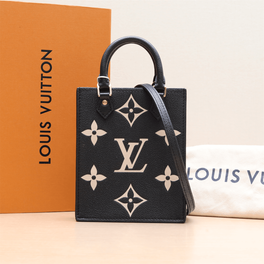 99新 LouisVuitton/路易威登 小花攀攀琴谱包 14 黑白 皮革C芯片