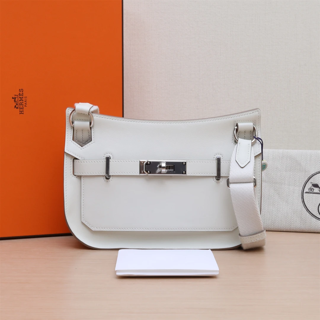 99新 Hermes/爱马仕 小花6珊 吉普赛 mini 蘑菇白 S皮 U刻 银扣