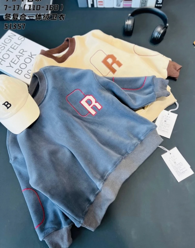 51357高端潮品童装时尚百搭加绒圆领卫衣A7-3