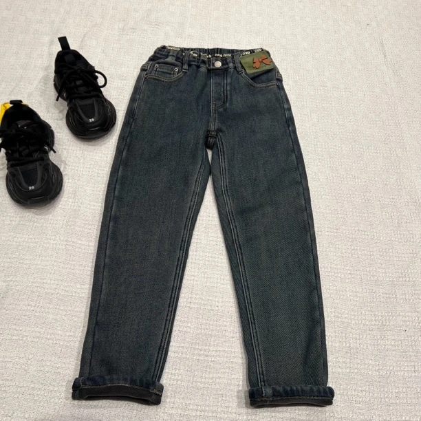 13553高端潮流时尚百搭休闲加绒牛仔裤A17-4边