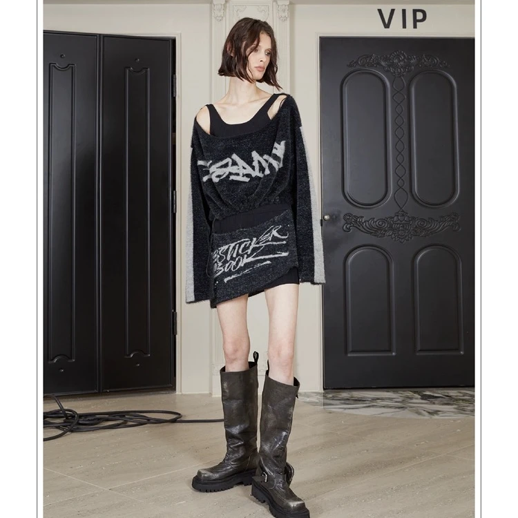 24ans24ans 新款加厚保暖毛绒针织衫女气质黑色短裙假两件套装