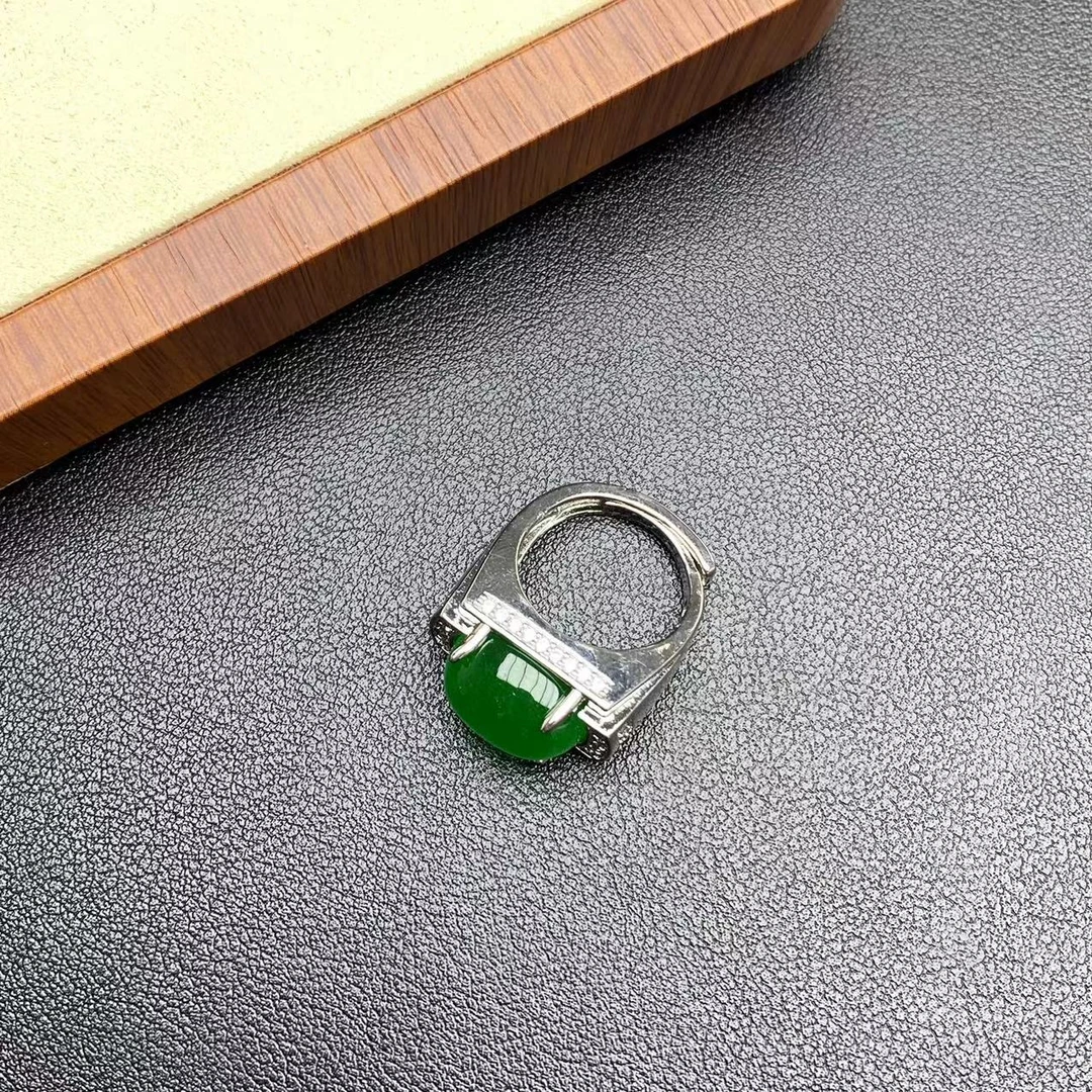 翡翠冰种阳绿马鞍戒A52