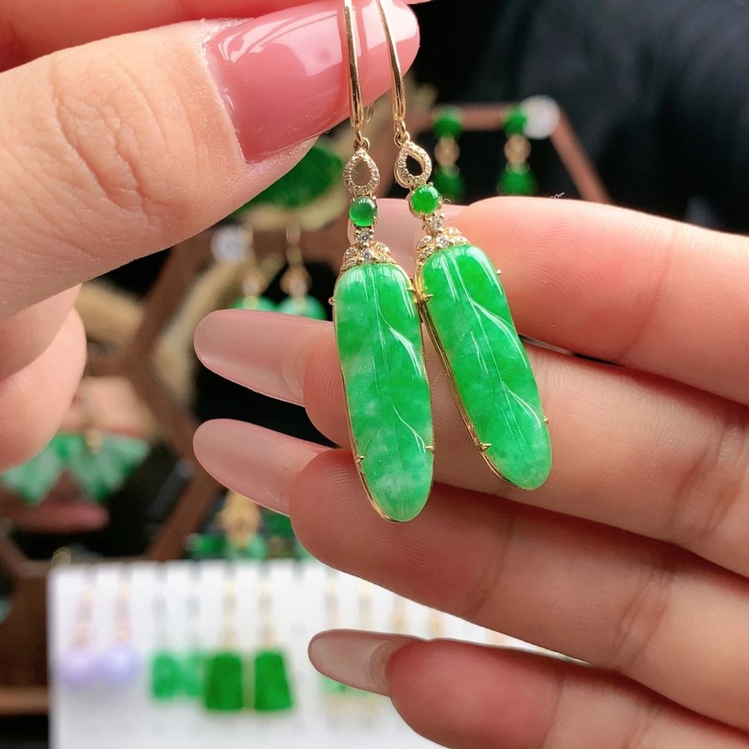 翡翠耳饰18K金镶嵌耳饰