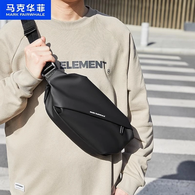 马克华菲ins男款斜挎包休闲通勤腰包男士单肩包机能风潮牌小挎包