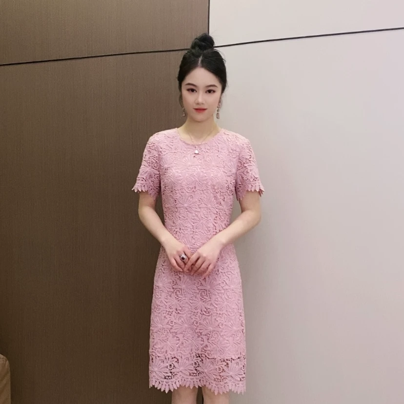 VSHM夏季轻奢定制遮肉显瘦修身气质减龄蕾丝水溶绣花镂空款连衣裙