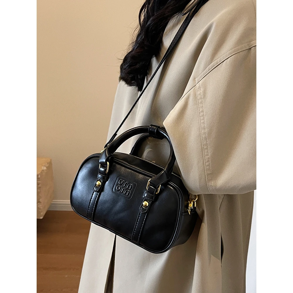 高级感小包包女包秋冬百搭2023新款时尚单肩斜挎包复古手提小方包