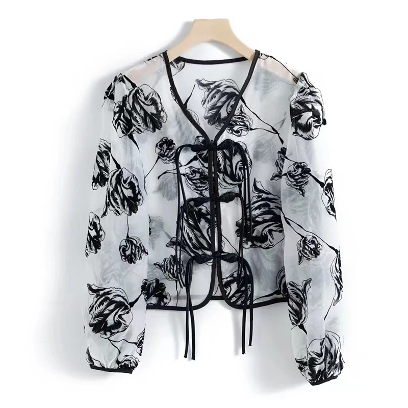 5018款重工花朵三色长袖衫个别微瑕