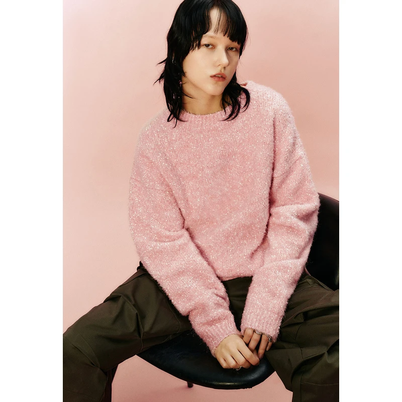 UR2024春季新款女装复古宽松慵懒风混纱圆领针织衫UWV940021