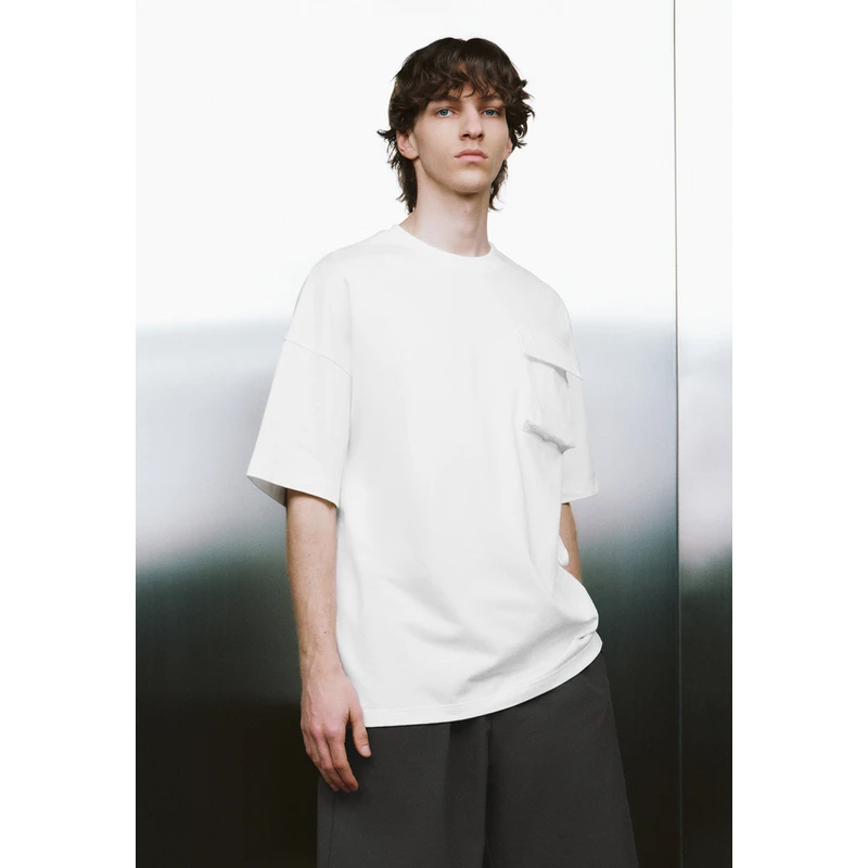 UR夏季新款男装时尚机能风立体装饰棉质短袖T恤UMV440053