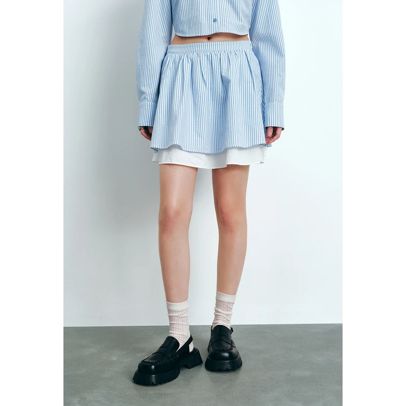 UR女装清新少女感撞色高能感条纹短款半裙UWU540070