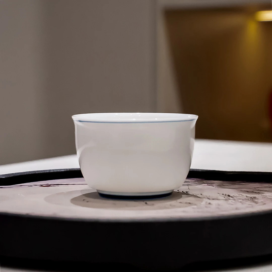 高档羊脂玉纯白茶杯