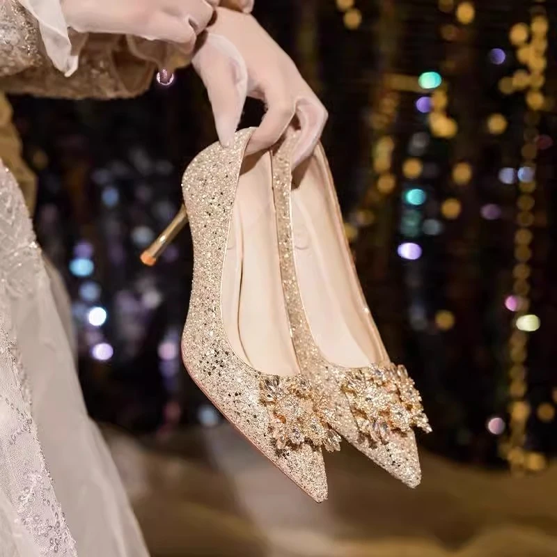 法式方扣高跟鞋女秀禾婚纱两穿新娘鞋尖头细跟不累脚仙女风伴娘鞋