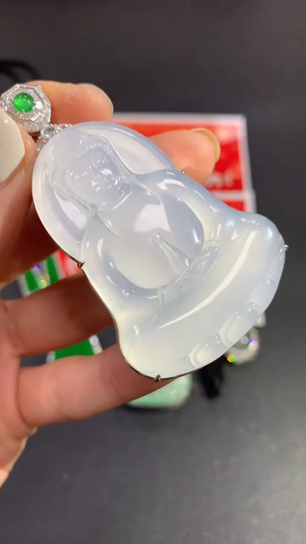 【闪购商品】翡翠吊坠(不含链)18K金镶嵌观音回流不退不换|50000+0