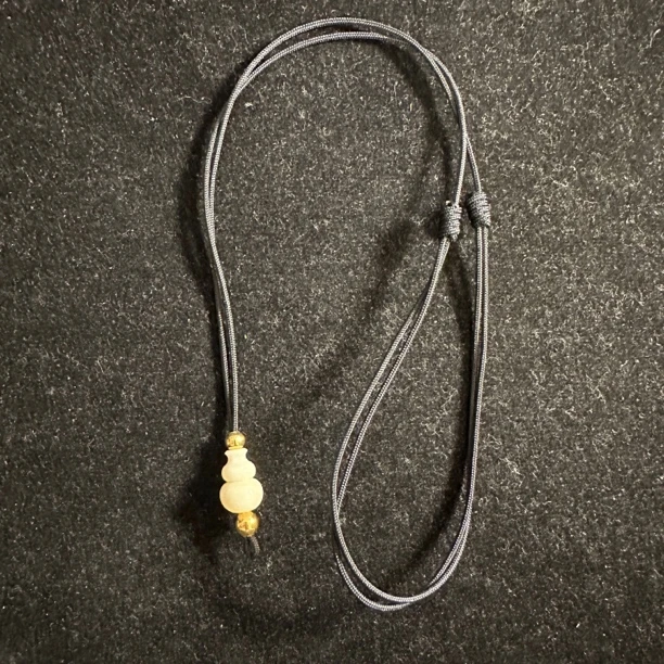 泰国文创产品真品纯手工制作挂绳可收缩，找各种吊坠请联系客服