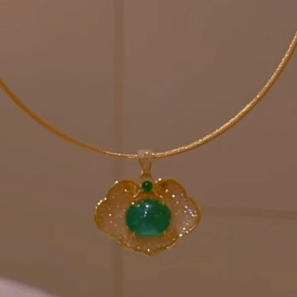 铜合金项链 新款项链女如意祥云吊坠锁骨链轻奢精致气质百搭颈链