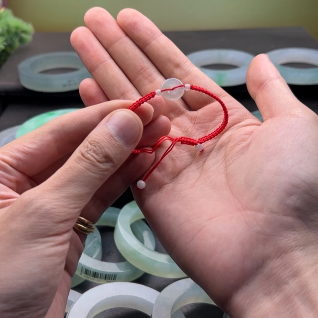 【闪购商品】翡翠手链未镶嵌小*