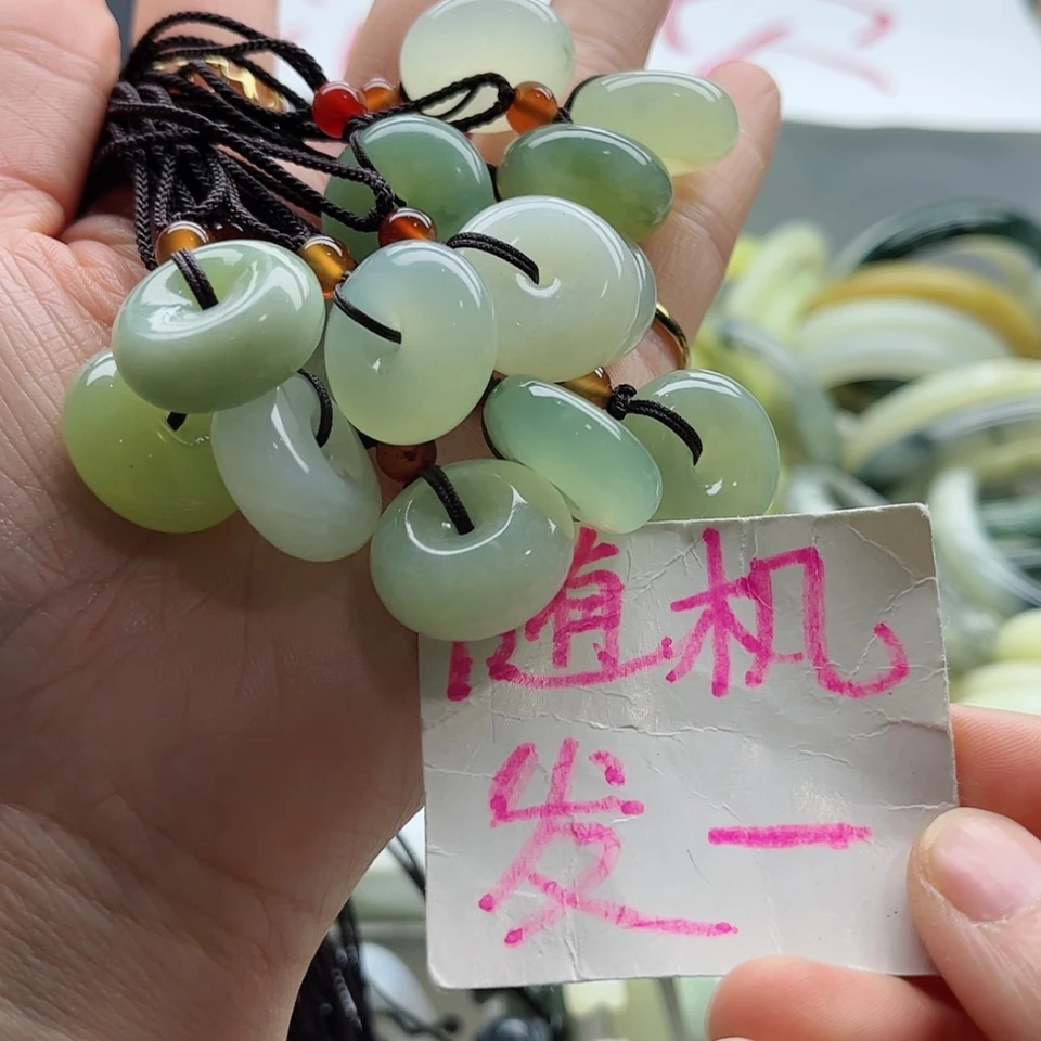 【闪购商品】岫玉手镯未镶嵌