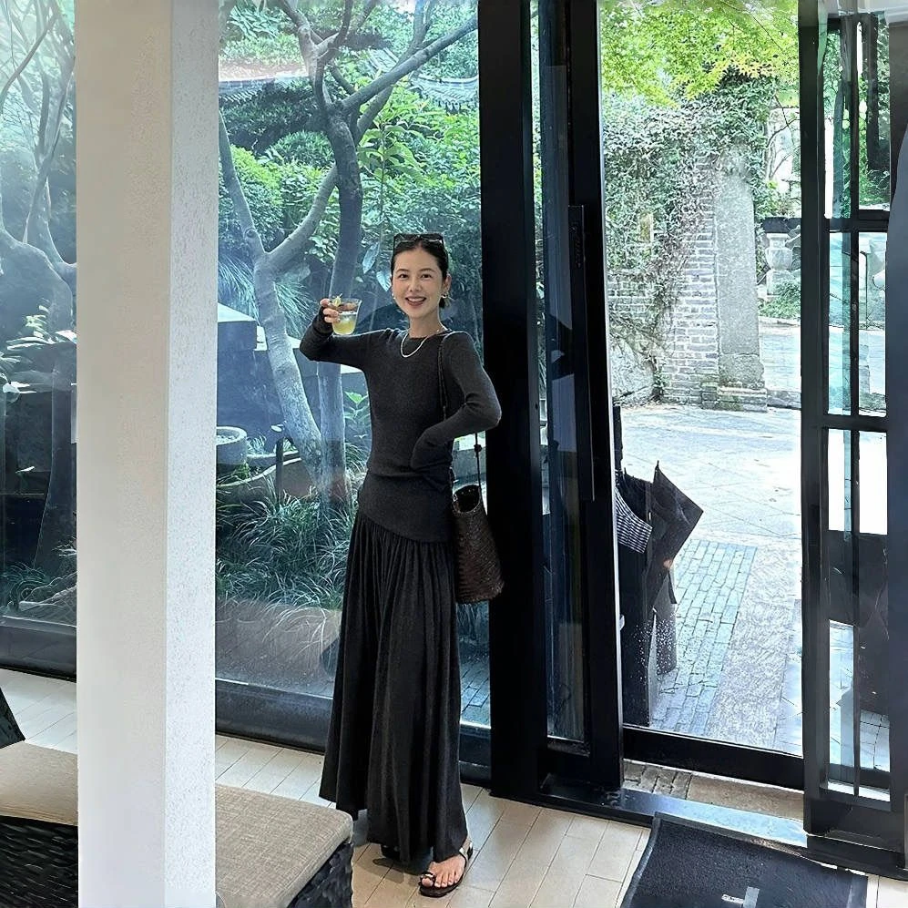 【至简美学】风雾感轻盈柔韧筋骨感毛衣针织套装上衣百褶裙显瘦内搭