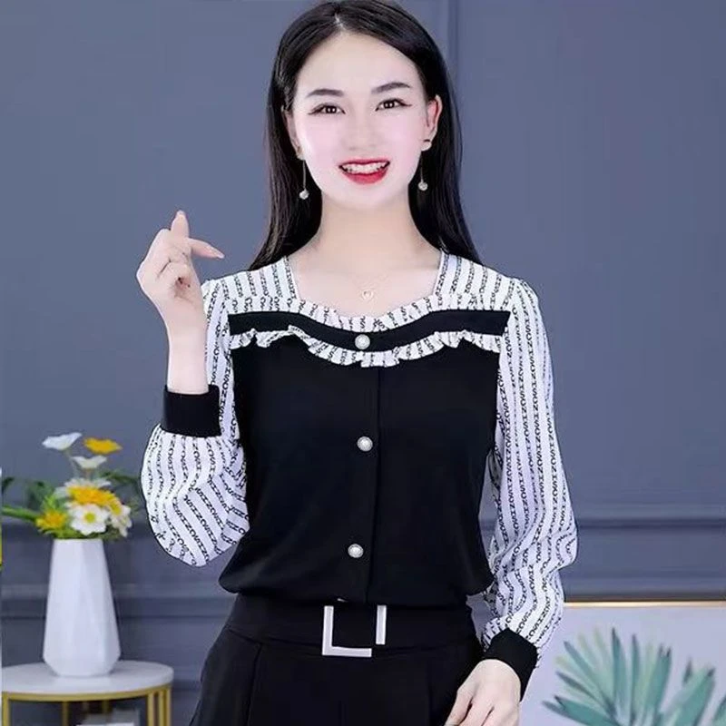 秋季新款衬衫女时尚百搭洋气t恤拼接纽扣方领字母设计长袖打底衫