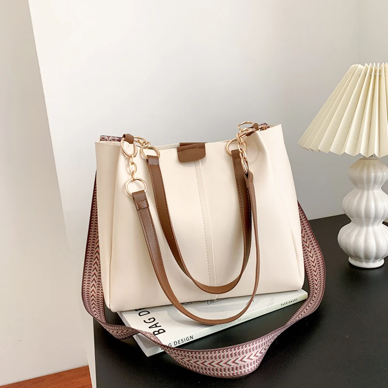 大容量斜跨包包女2025春夏新款时尚通勤韩版斜跨包单肩百搭托特包