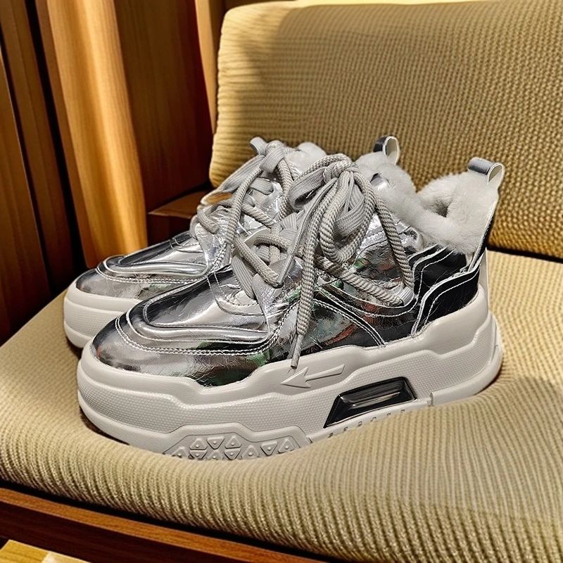 25欧货加绒厚底女鞋新款冬季真皮时尚休闲羊毛雪地靴女大棉鞋板鞋