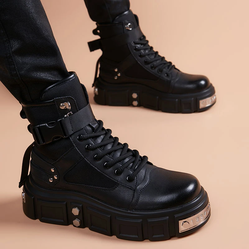 冬季男士马丁靴英伦休闲黑色防滑厚底时尚潮流百搭工装中帮男靴