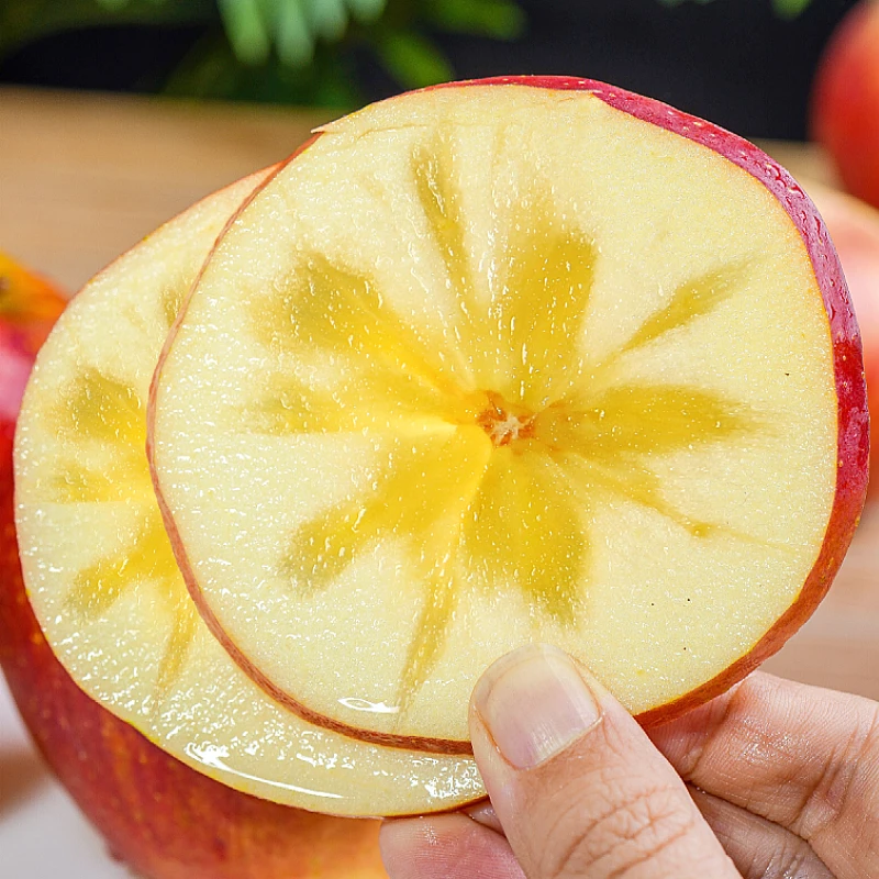 欣疆故事新疆阿克苏冰糖心丑苹果新鲜水果现摘红富士甜脆多汁整箱