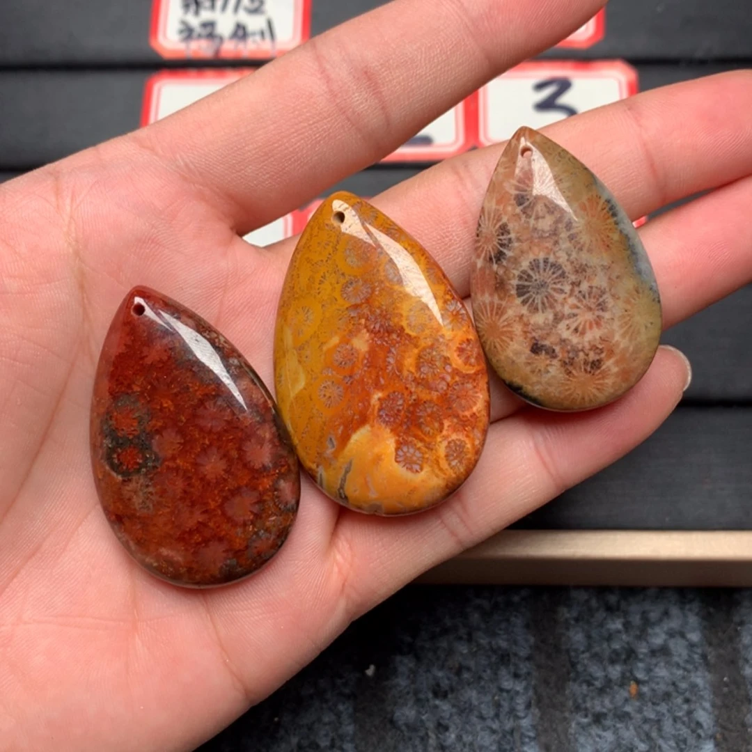 【闪购商品】硅化玉颈饰未镶嵌老***年