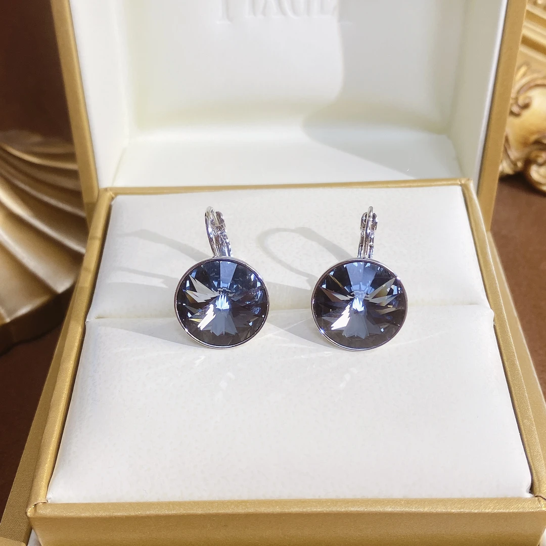 铜合金耳饰 Hiluck简约黑色水钻耳环高级感耳饰！