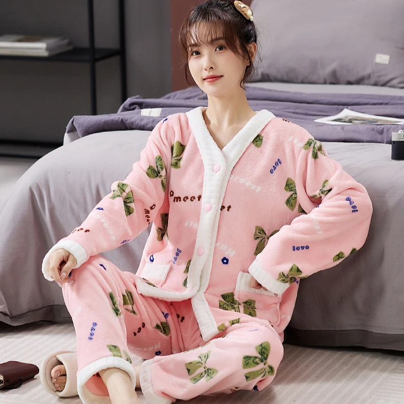 FAPAINI/法派尼秋冬季新品印花小熊睡衣加绒加厚珊瑚绒保暖家居服