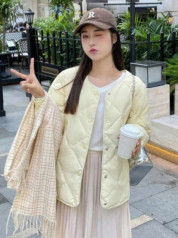 新款菱格轻薄羽绒服女短款2023冬季新款保暖内胆薄款小个子