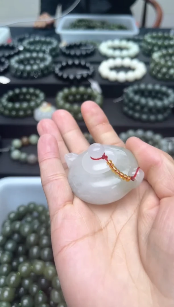 【闪购商品】石英质玉颈饰未镶嵌1