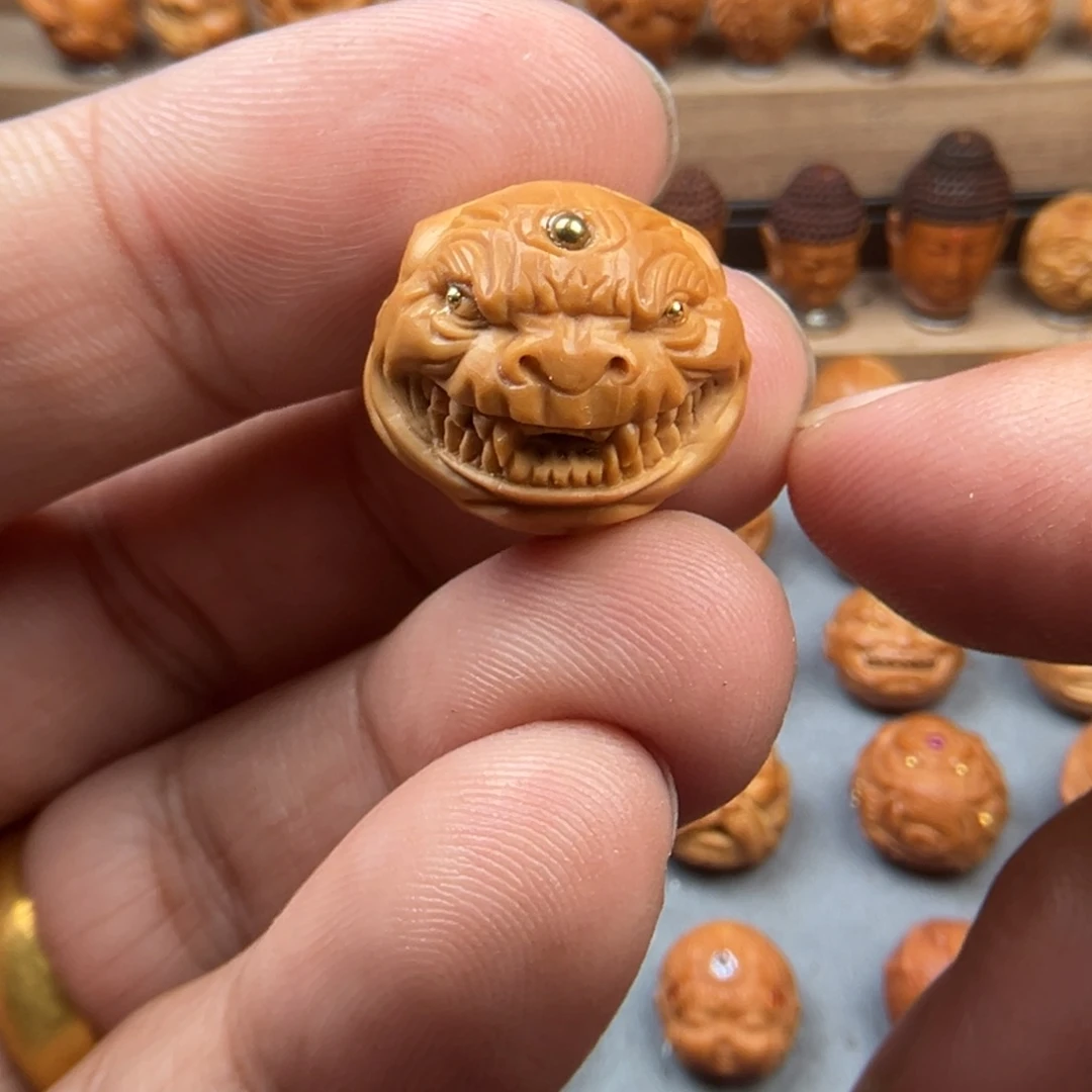 猴头核桃吊坠18狗福利