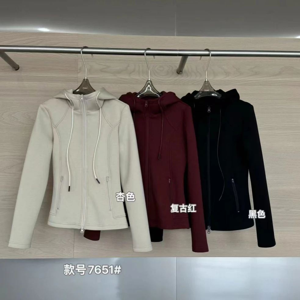 【露十外套】新一代显瘦小外套7651