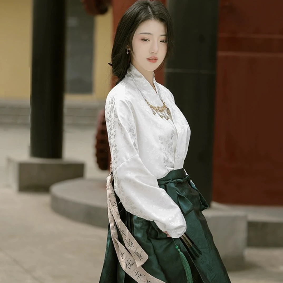 马面裙溪山套装中国风绿色