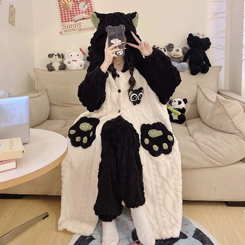 新款珊瑚绒睡衣女冬季加厚加绒保暖可爱法兰绒睡袍冬天加长款浴袍