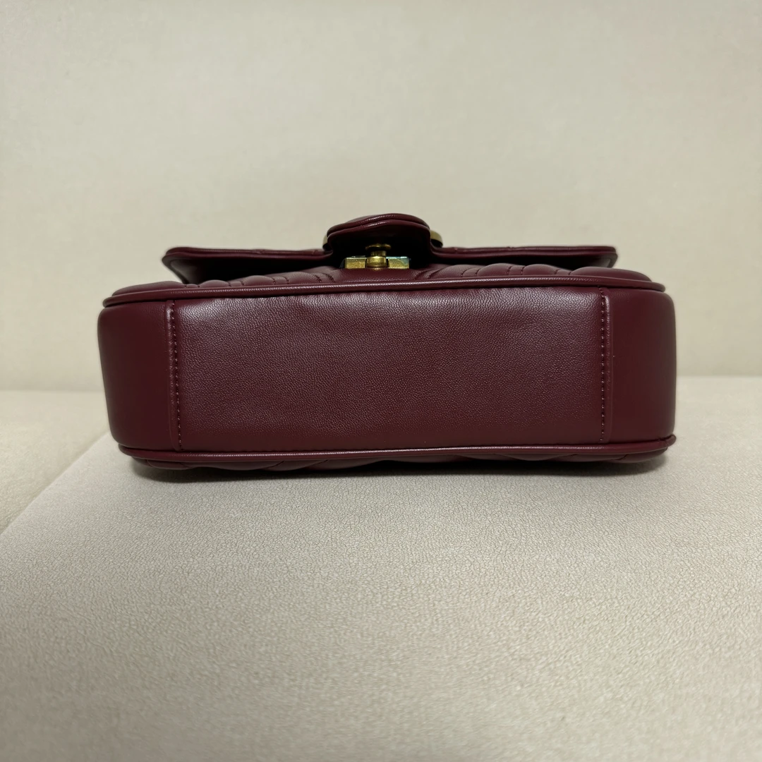 红色港式复古时尚链条包