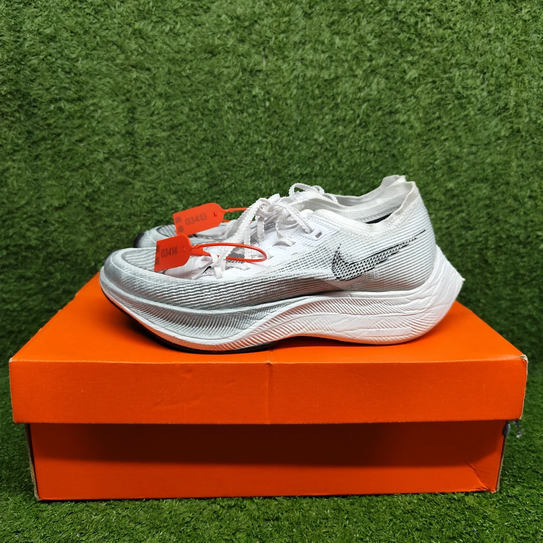 38码二手正品Nike ZoomX Vaporfly Next% 2 菁英 轻盈泡棉 专业
