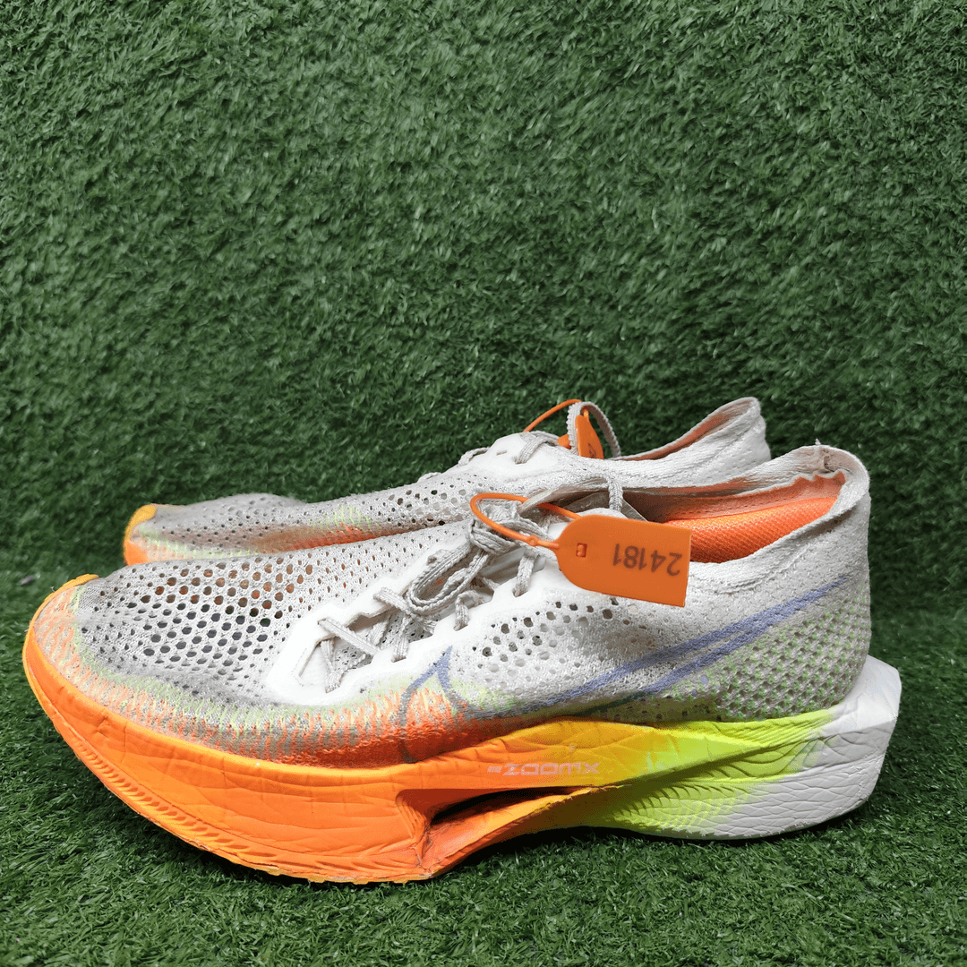 43码二手正品Nike ZoomX Vaporfly NEXT% 3 碳板 减震回弹