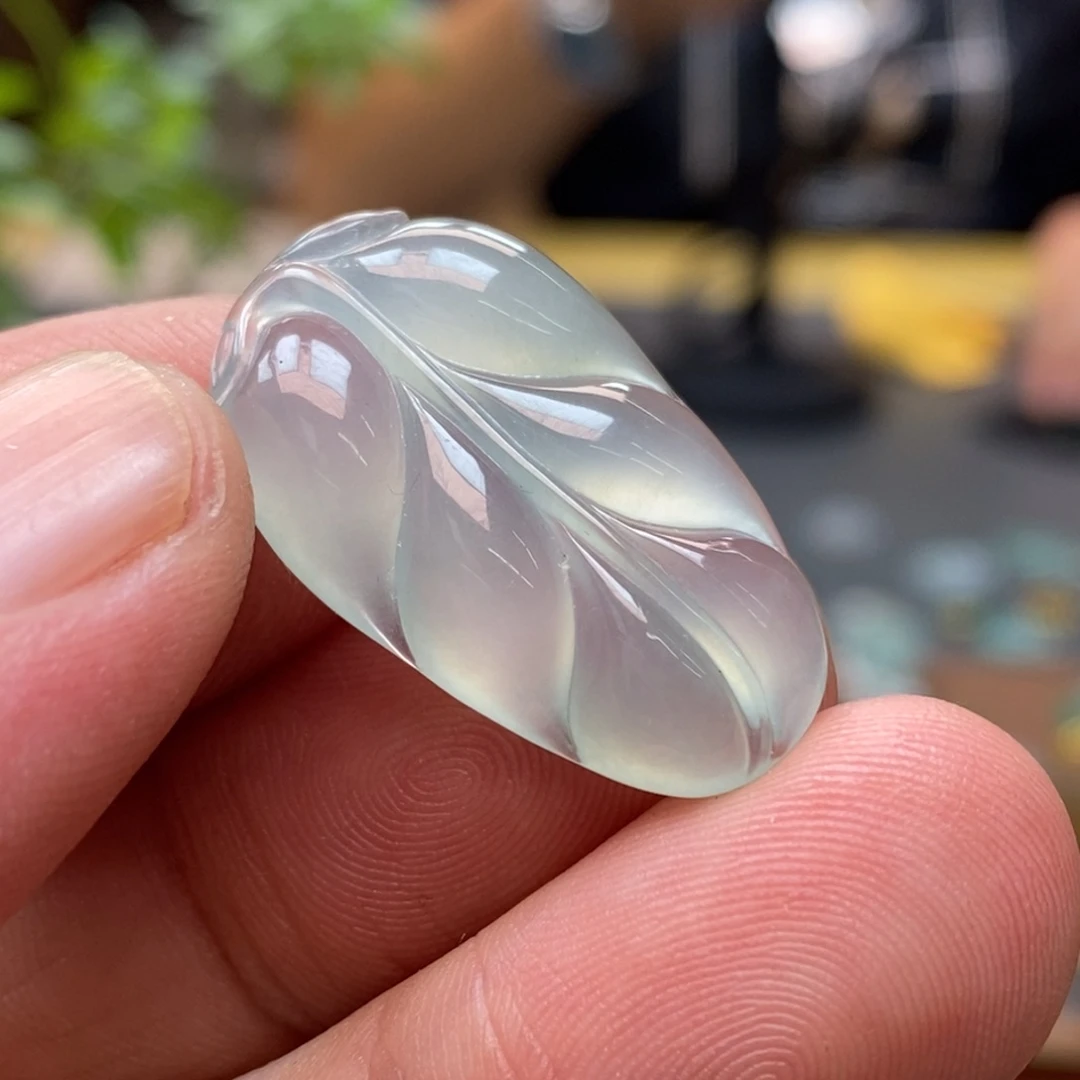 翡翠颈饰未镶嵌挂件