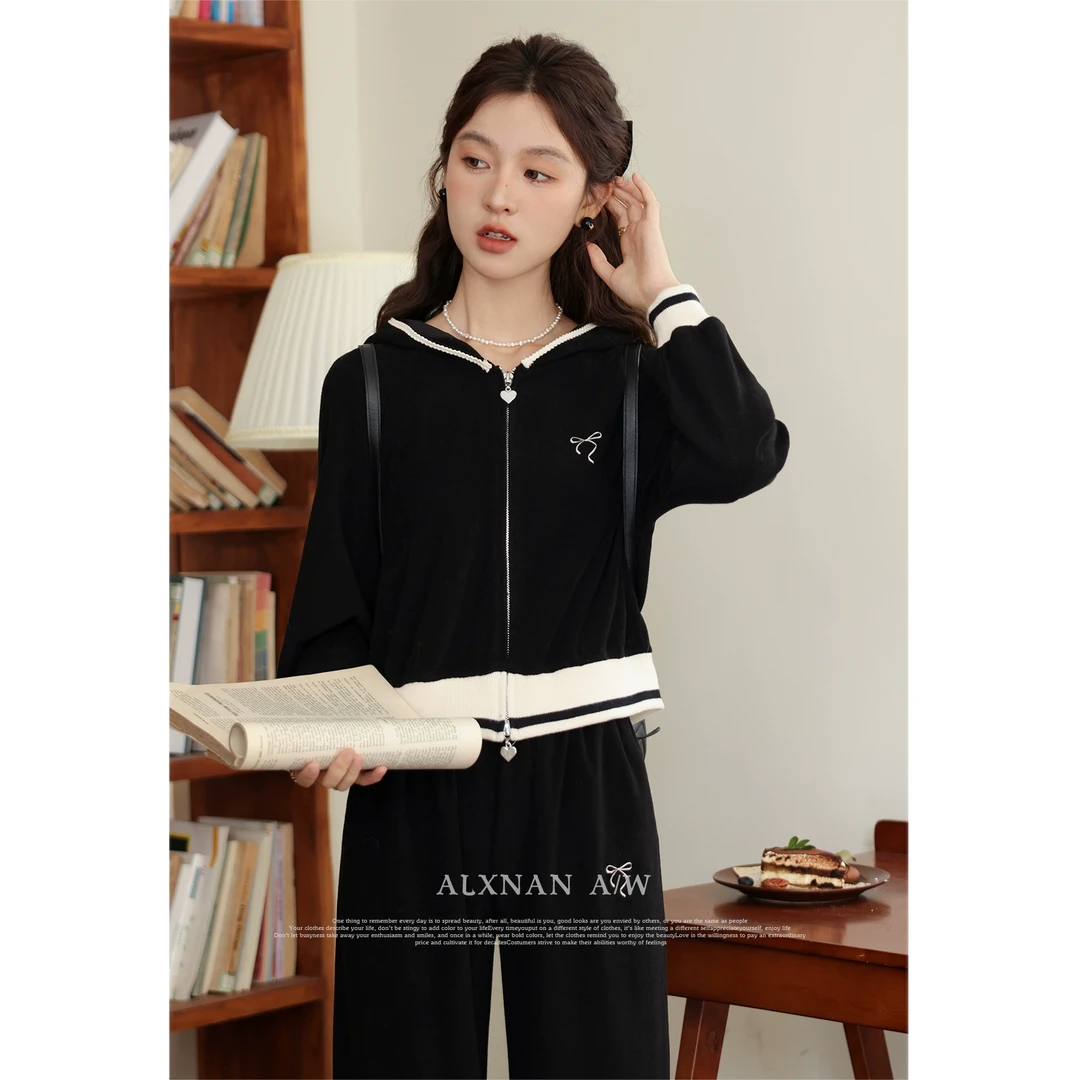 【鹿盯盯】微胖大码女装法式气质短外套撞色休闲运动套装DM00707